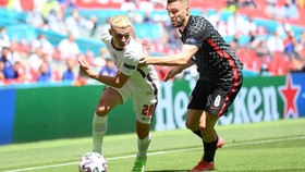 Euro 2020: Penonton Jatuh dari Tribune di Inggris vs Kroasia