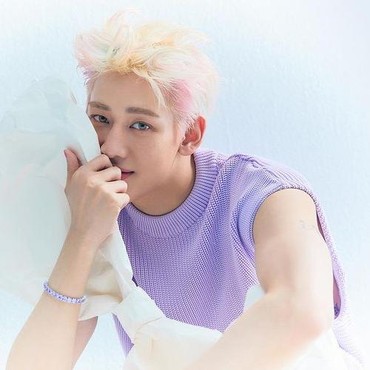 Mini Album ke-2 BamBam GOT7 'B' Puncaki Tangga Lagu Dunia