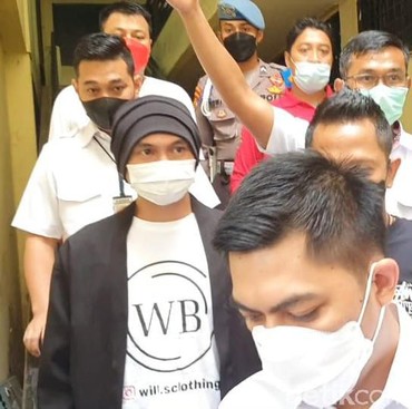 Polisi Beberkan Kondisi Anji Saat Penangkapan, Benarkah Melawan?