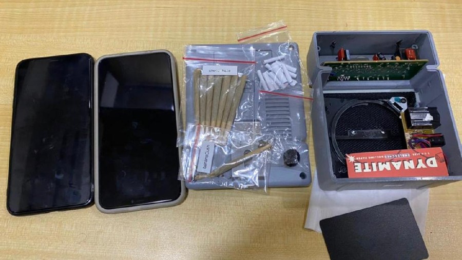 Barang bukti linting ganja disita dari musisi Anji. Foto dikirim Wakasat Narkoba Polres Metro Jakarta Barat Kompol Arif Purnama Oktora