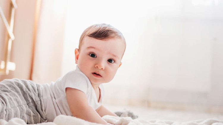 Ilustrasi nama bayi