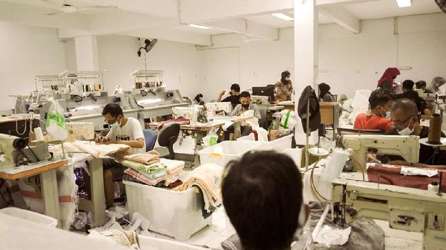Kisah Howel and Co Sukses Jadi Penyedia Suvenir Berkat Shopee Wilson Gunawan berhasil mengembangkan bisnisnya, Howel and Co menjadi penyedia suvenir dan hadiah berkat dukungan dari Shopee.