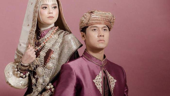 Intip Seserahan Lamaran Rizky Billar dan Lesti Kejora, Serba Mewah!