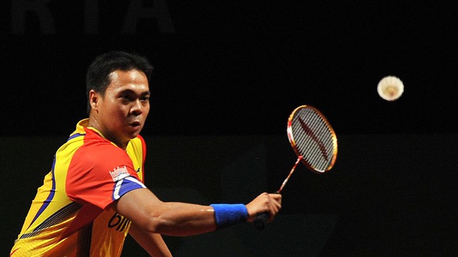 Peraih medali emas Olimpiade 2008, Markis Kido, meninggal saat sedang bermain bulutangkis di gelanggang olahraga di Tangerang.