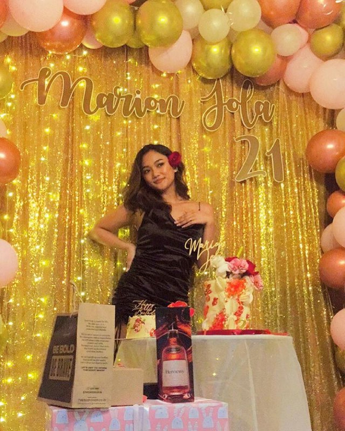 Tengah berbahagia merayakan ulang tahun ke 21&comma; Marion Jola tuai hujatan karena penampilannya&period; Yuk kita intip bagaimana penampilannya&excl;