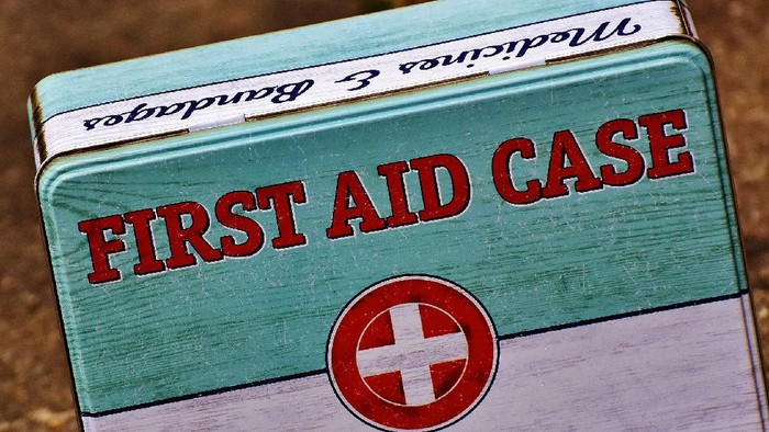 9 Kasus Pertolongan Pertama yang Penting Banget Kamu Kuasai