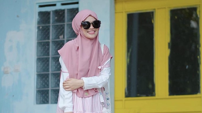 Gaya hijab Ghaida Tsurayya.