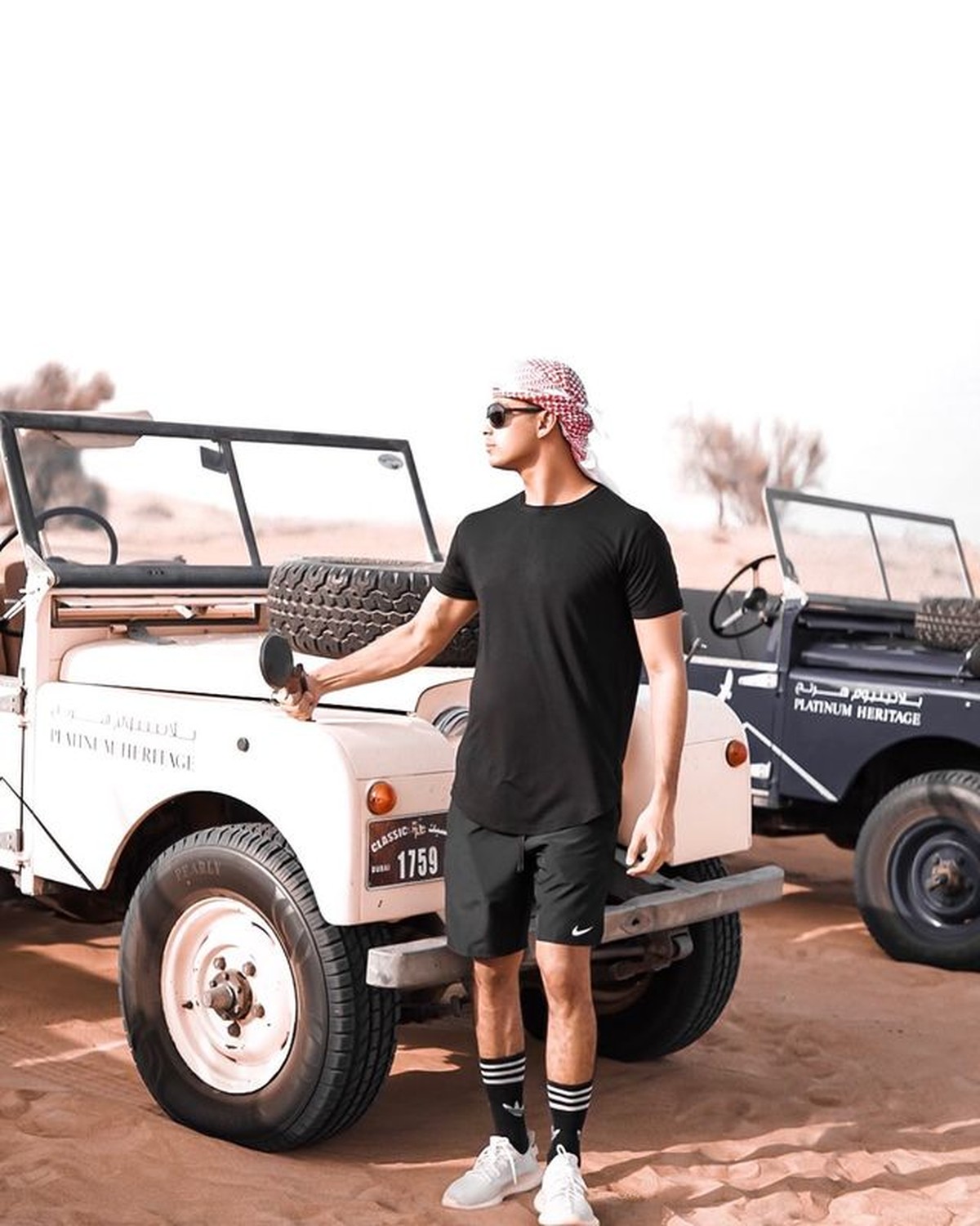 Rachel Vennya dikabarkan tengah dekat dengan seorang pria bernama Salim Nauderer bahkan telah liburan bareng&period; Yuk kita intip sosoknya&excl;