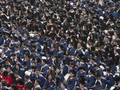 11.000 Mahasiswa Kampus di Wuhan Wisuda Massal Tanpa Masker