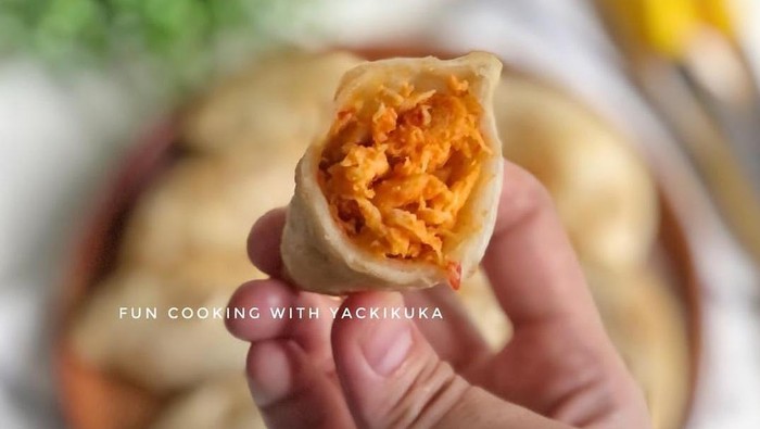 Yuk, Buat Cireng Jeletot Isi Ayam nan Mudah untuk Teman Nonton Netflix! Yuk, Buat Cireng Jeletot Isi Ayam nan Mudah untuk Teman Nonton Netflix!