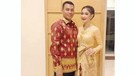 Gaya Uut Permatasari Ibu Bhayangkari Jadi istri Kapolres, Uut Permatasari disorot. Yuk kita intip gaya ibu bhayangkari ini saat kondangan bersama suami!