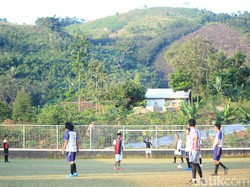 Alus Pisan! Warga Nagreg Punya Lapangan Bola Desa Rasa SJH
