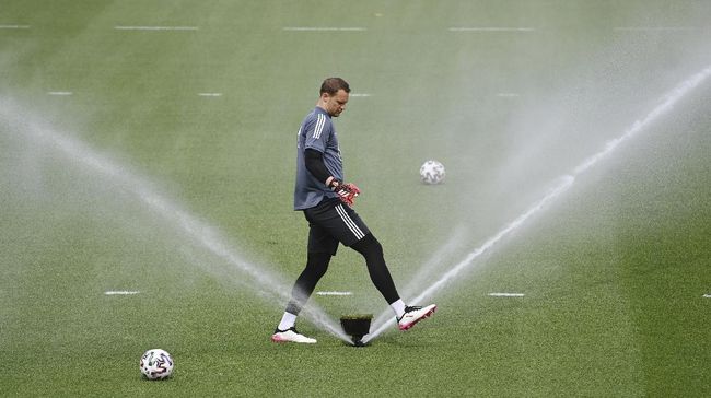 Prancis vs Jerman di Euro, Panser Menolak Jadi Underdog Timnas Jerman menolak disebut sebagai underdog grup neraka Grup F Euro 2020 (Euro 2021) jelang duel melawan Prancis.