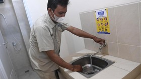 Tak Dapat Akses Air Bersih, Warga Rusunami City Garden Ngadu ke Anies