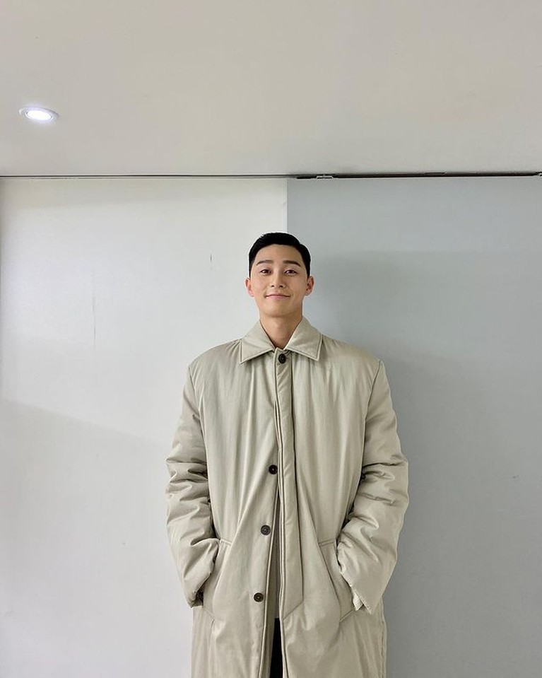 Pesona Park Seo Joon Park Seo Joon dikonfirmasi akan membintangi 'Captain Marvel 2'. Yuk kita intip pesona Park Seo Joon!