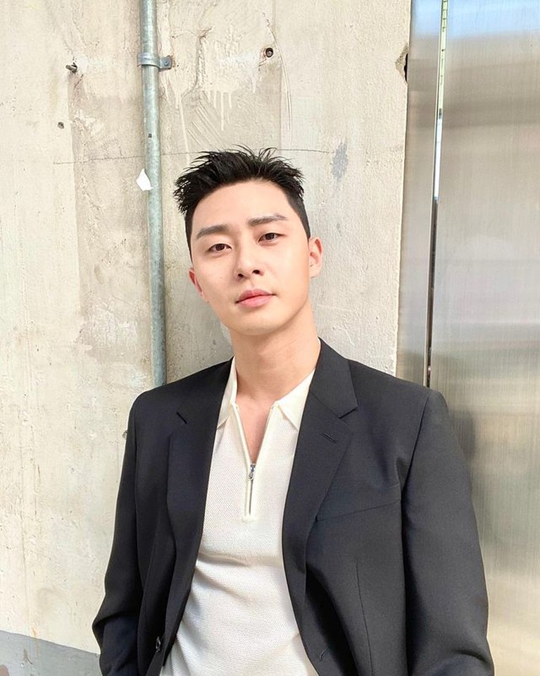 Pesona Park Seo Joon Park Seo Joon dikonfirmasi akan membintangi 'Captain Marvel 2'. Yuk kita intip pesona Park Seo Joon!