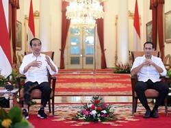 Nadiem Sempat Salah Podium, Jokowi: Di Sini Pun Saya Nggak Marah Kok