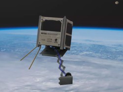 Satelit Kayu Pertama di Dunia Siap Meluncur Tahun Ini