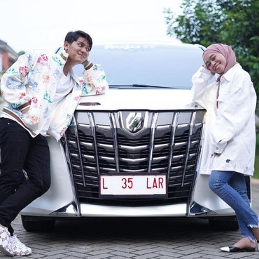 Mobil Mewah untuk Lesti-Billar VS Curhat Bella Saphira soal Nikah Beda Agama