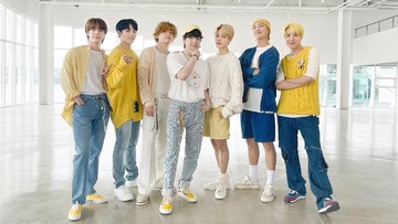 BTS SEBAGAI PANUTAN