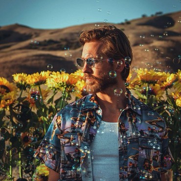 Lirik Lagu By Your Side - Calvin Harris ft. Tom Grennan