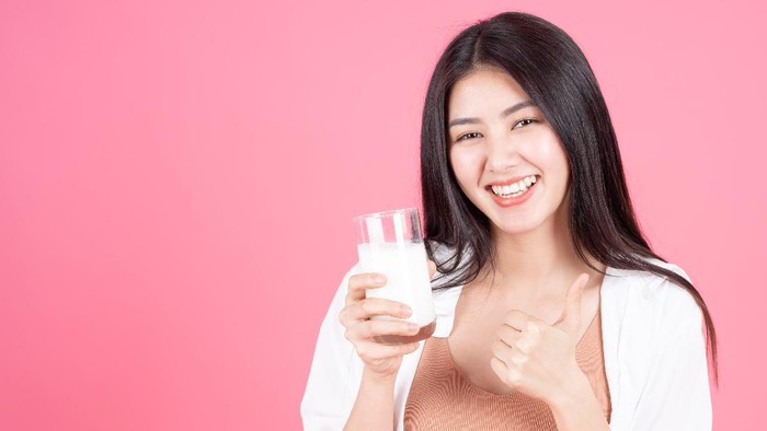 Minum Susu Tapi Takut Gemuk? Simak 5 Rekomendasi Susu Rendah Lemak Ini, Mulai dari 7 Ribuan!