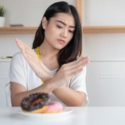 5 Makanan yang Perlu Dihindari untuk Mencegah Jerawat