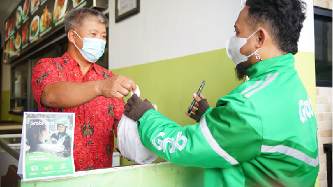 Grab yang hadir di Tarakan sejak 2018 mendukung pertumbuhan UMKM lokal melalui pembinaan dan pelatihan hasil kolaborasi dengan Pemkot dan Rumah BUMN.