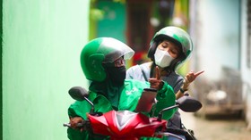 Grab dan OVO Bagikan Dana Apresiasi Rp20 M kepada Puluhan Ribu Mitra