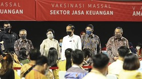 OJK Gelar Vaksinasi Massal Sektor Jasa Keuangan