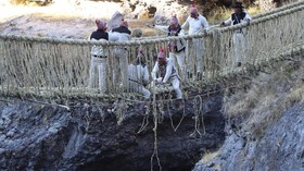 FOTO: Keajaiban Jembatan Tenun di Peru