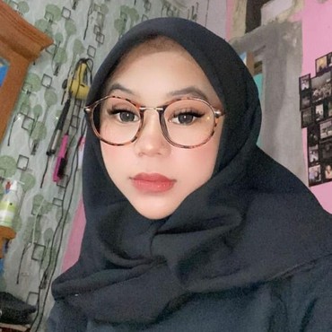 Tampil Berhijab, Cimoy Montok Disebut Makin Mirip Lesti Kejora