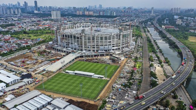 Anies: Jakarta International Stadium Dibuka Desember 2021