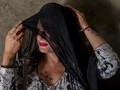 FOTO: Getir Hidup Transgender Kashmir Terpelintir Pandemi