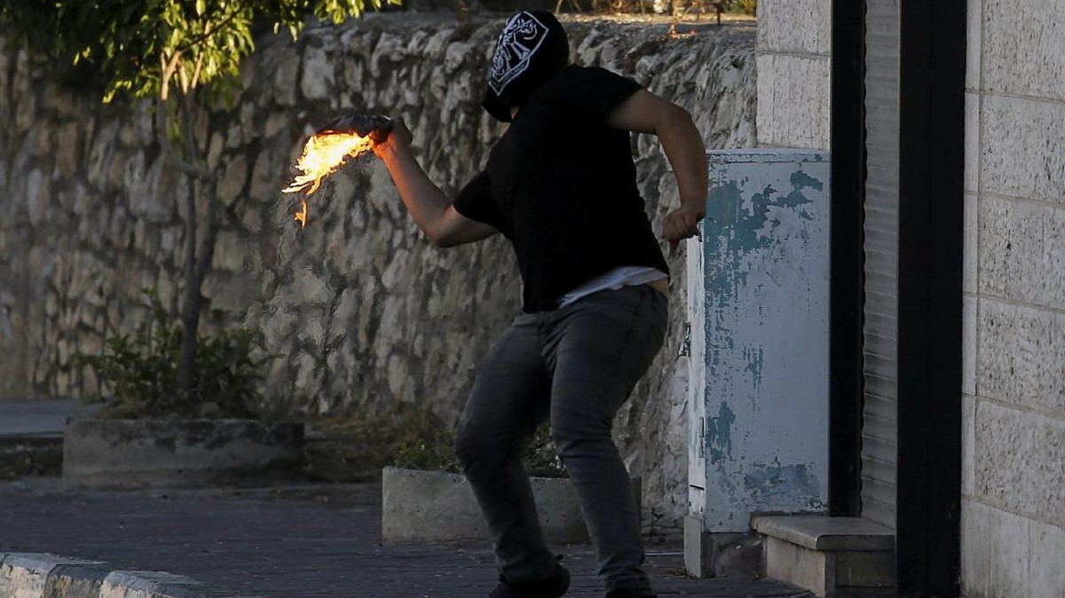 FOTO: Api Konflik Israel-Palestina Kembali Berkobar