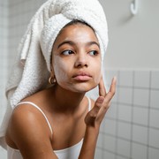 Dari Cleansing Balm hingga Cleansing Oil, Ini 6 Rekomendasi First Cleanser dari Brand Lokal!