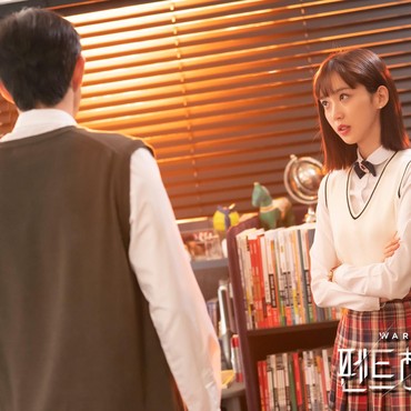 The Penthouse 3 Eps. 8, Seok Hoon Tipu Joo Dan Tae Demi Temukan Seok Kyung