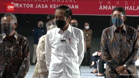 VIDEO: Jokowi Harap Herd Immunity Tercapai Agustus