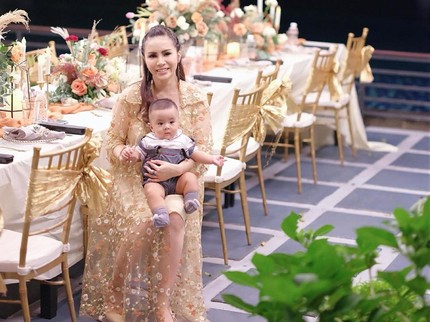 Jadi Crazy Rich Malang, Intip 7 Foto Mewah Perayaan Ultah Momo Eks Geisha