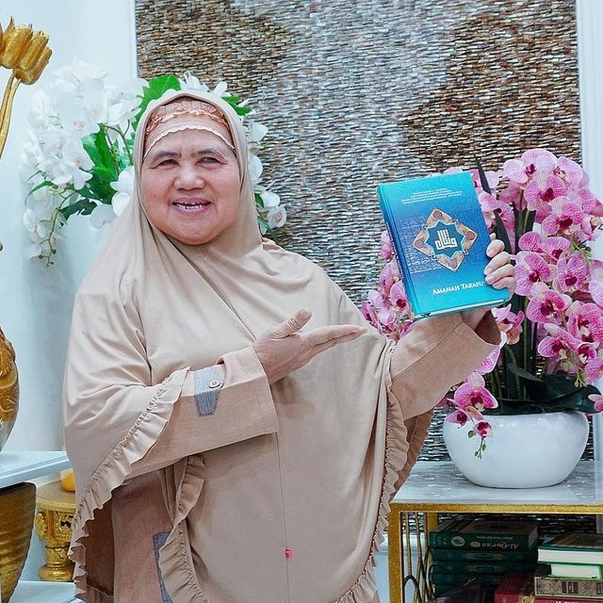 Inilah deretan artis yang pernah diisukan meninggal dunia&period; Tega sekali ya&comma; yuk kita intip siapa saja mereka&excl;