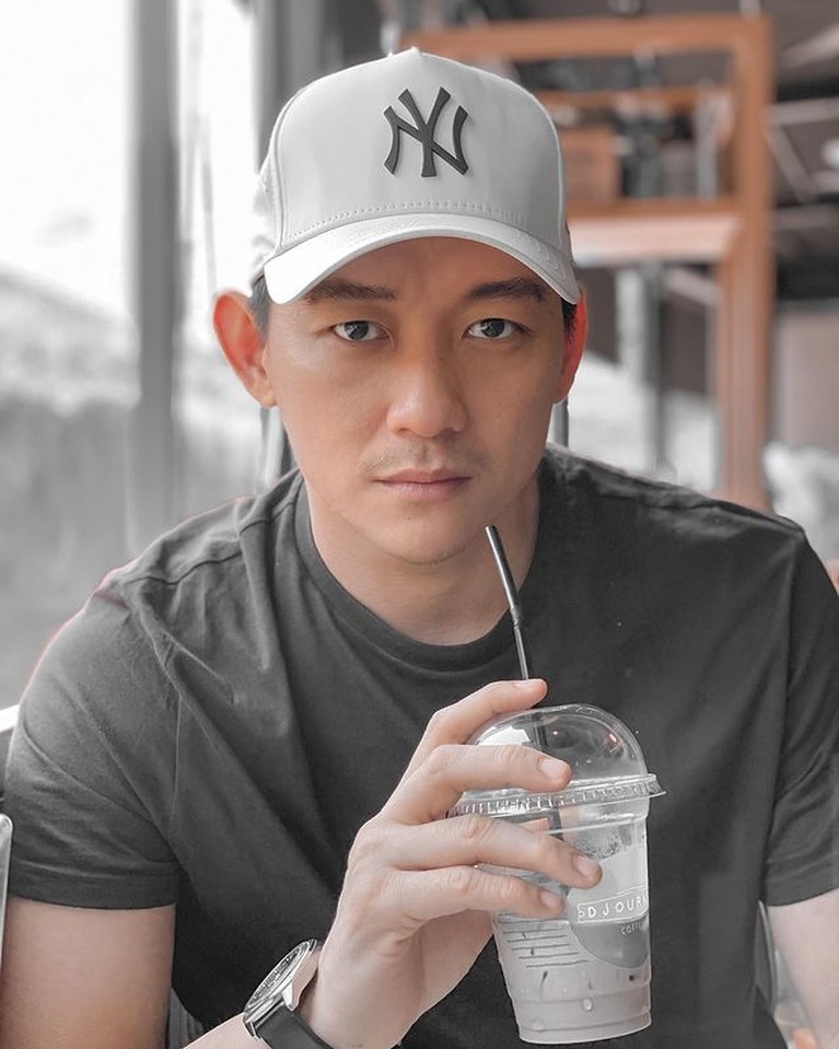 10 Artis yang pernah dikabarkan meninggal dunia Inilah deretan artis yang pernah diisukan meninggal dunia. Tega sekali ya, yuk kita intip siapa saja mereka!