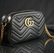 Jangan Sampai Tertipu! Cek 7 Poin Penting Ini Sebelum Membeli Tas Branded