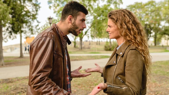 6 Cara Ampuh Atasi Sifat Posesif Agar Hubungan Tetap Sehat