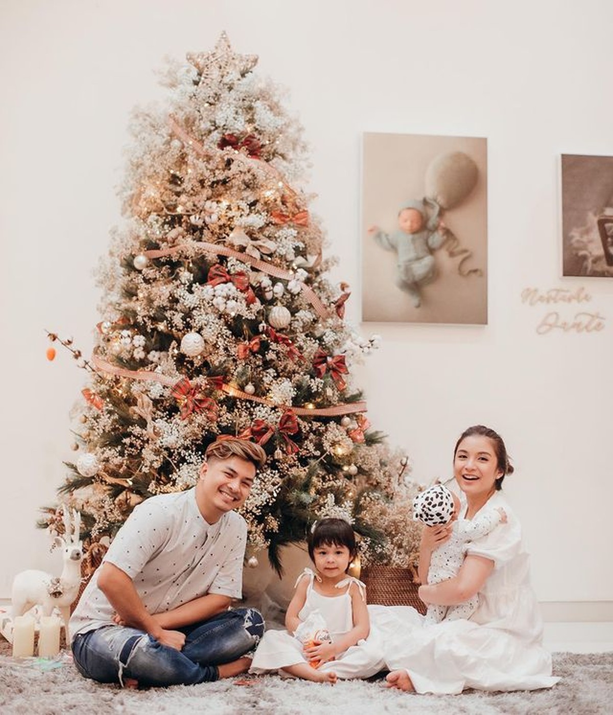 Glenn Alinskie dan Chelsea Olivia telah dikaruniai dua orang anak&comma; Nastusha dan Dante&period; Yuk kita intip kekompakkan keluarga mereka&excl;