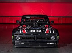 Mobil Balap Pick-Up Ford F-150 Ken Block Dijual!