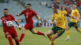 Gagal Penalti, Bale Tetap Jadi Bintang Laga Turki vs Wales