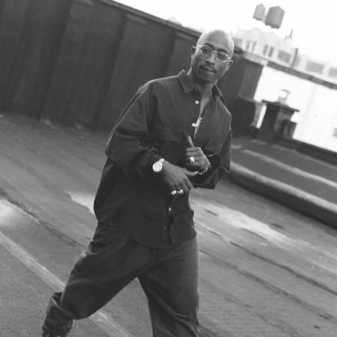 Jada Pinkett Smith Bagikan Puisi Tupac yang Belum Pernah Dilihat Publik