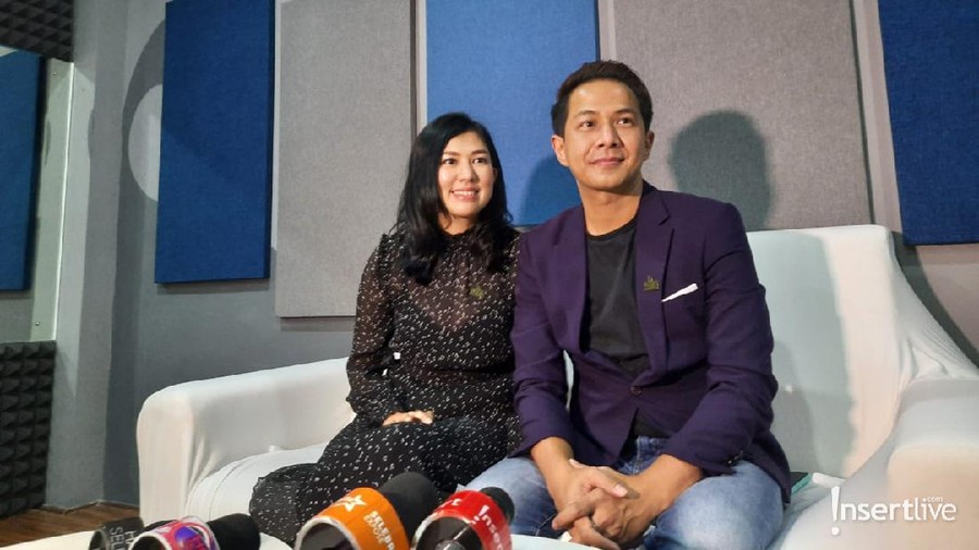 Delon dan Aida
