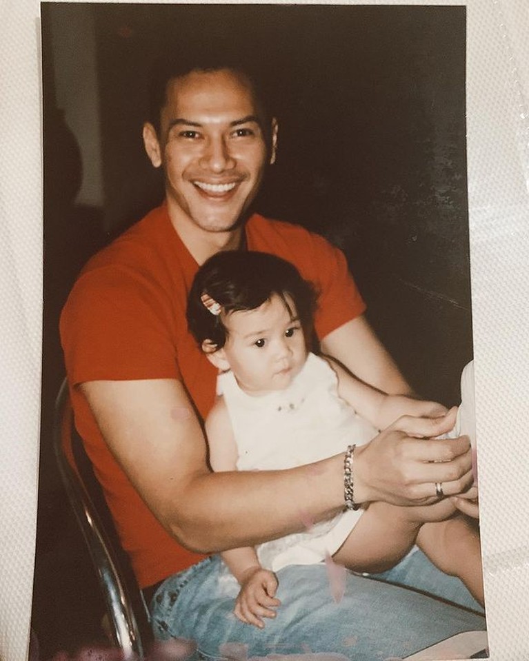 Lihat foto masa Kecil Aaliyah dengan Adjie Massaid dan Reza bikin sedih.
