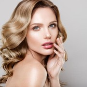 Rahasia Wajah Glowing, Gunakan 7 Produk Skincare dari Glow Recipe!